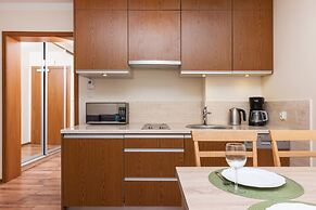 Villa Mistral Apartments by Renters