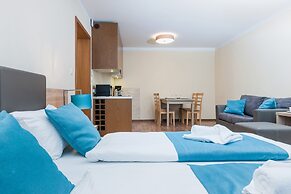 Villa Mistral Apartments by Renters