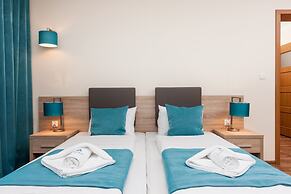 Villa Mistral Apartments by Renters