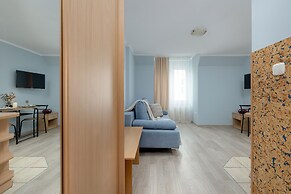 Apartments Near the Promenade by Renters