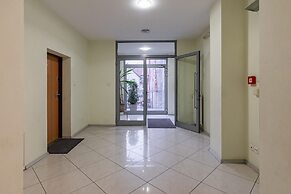 Apartments Near the Promenade by Renters