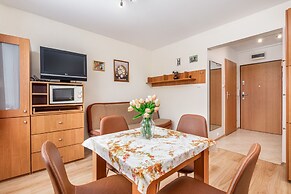 Apartments Near the Promenade by Renters