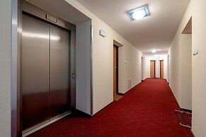 Apartments Near the Promenade by Renters