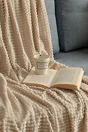 Apartments Near the Promenade by Renters