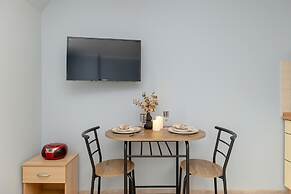 Apartments Near the Promenade by Renters