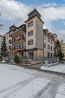 Apartments Near the Promenade by Renters