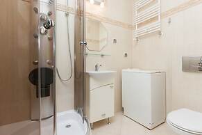 Apartments Chelmonskiego 11 by Renters