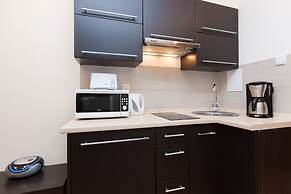 Apartments Chelmonskiego 11 by Renters