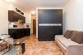 Apartments Chelmonskiego 11 by Renters