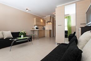 Apartments Chelmonskiego 11 by Renters