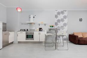 Apartments Chelmonskiego by Renters