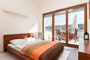 Apartments Chelmonskiego by Renters