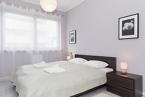 Apartments Chelmonskiego by Renters