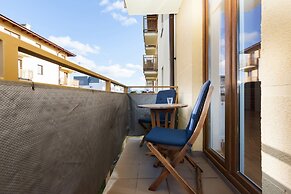 Apartments Chelmonskiego by Renters