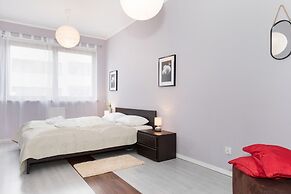 Apartments Chelmonskiego by Renters