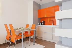 Apartments Chelmonskiego by Renters