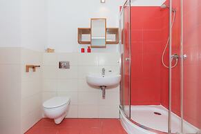 Apartments Chelmonskiego by Renters