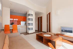 Apartments Chelmonskiego by Renters