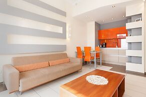 Apartments Chelmonskiego by Renters