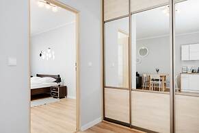 Apartments Chelmonskiego by Renters