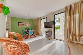 PF06 Ótimo Ap 2 Quartos - Praia do Forte