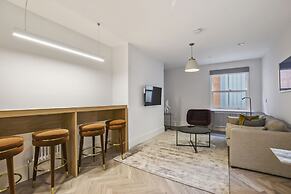 VICTORIA HOUSE by Aeria Apartments