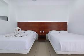 Hotel Rega Suites Guayabitos - Family & Kitchen