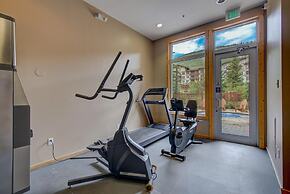 Taylor's Crossing #210 3 Bedroom Condo by RedAwning