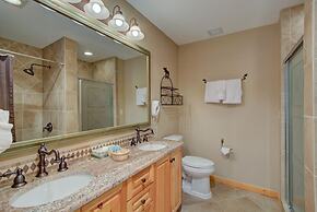 Taylor's Crossing #210 3 Bedroom Condo by RedAwning