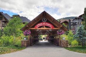 Passage Point 202 2 Bedroom Condo by RedAwning