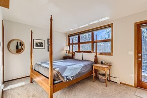 Creek Condos C-1 3 Bedroom Condo by RedAwning