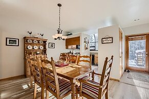 Creek Condos C-1 3 Bedroom Condo by RedAwning