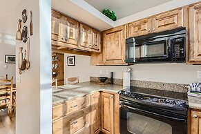 Creek Condos C-1 3 Bedroom Condo by RedAwning