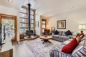 Creek Condos C-1 3 Bedroom Condo by RedAwning