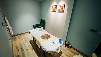 Holiday Inn Goa Candolim by IHG