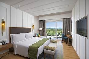 Holiday Inn Goa Candolim by IHG