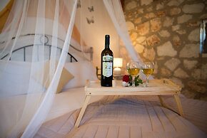 Potamitis Windmills & Apartments