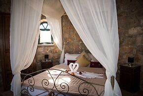 Potamitis Windmills & Apartments