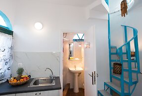 Potamitis Windmills & Apartments