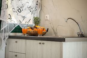 Potamitis Windmills & Apartments