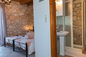 Potamitis Windmills & Apartments