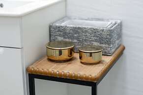 Apartment Poznan Matejki by Renters