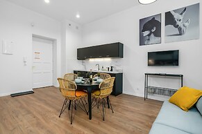 Apartment Poznan Matejki by Renters