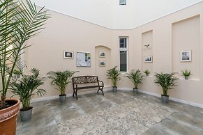 Apartment Poznan Matejki by Renters