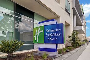 Holiday Inn Express And Suites Glendale Downtown by IHG