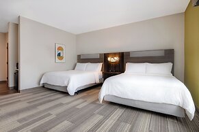 Holiday Inn Express And Suites Glendale Downtown by IHG