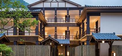 Howard Johnson Huashuiwan Hot Springs Resort Chengdu