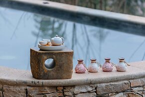 Howard Johnson Huashuiwan Hot Springs Resort Chengdu