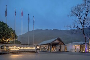 Howard Johnson Huashuiwan Hot Springs Resort Chengdu