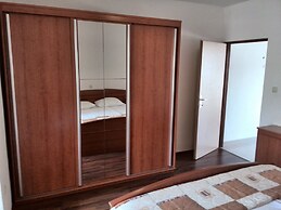 Apartments and Rooms With a Swimming Pool Kampor rab